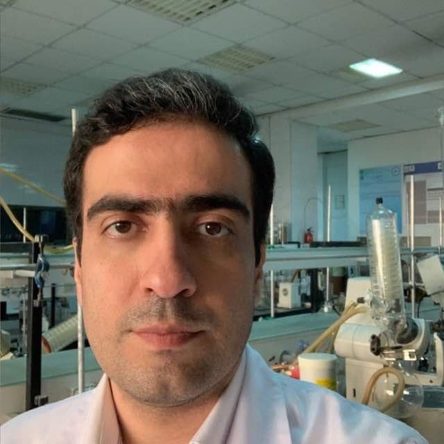 رضا راسخ