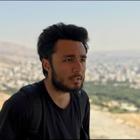مانی حاجیمهدی